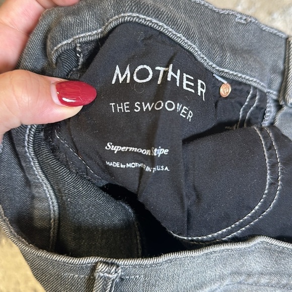 NWT Mother The Swooner in Supermoon Stripe women’s jeans 28 / grey - Picture 13 of 16